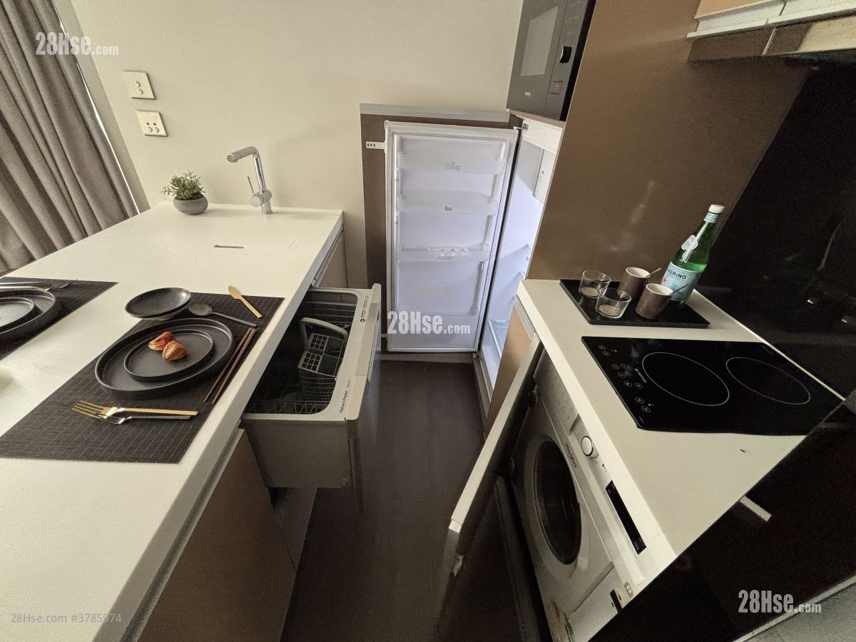 Queen's Cube 租盘 开放式间隔 , 1 浴室 307 平方尺