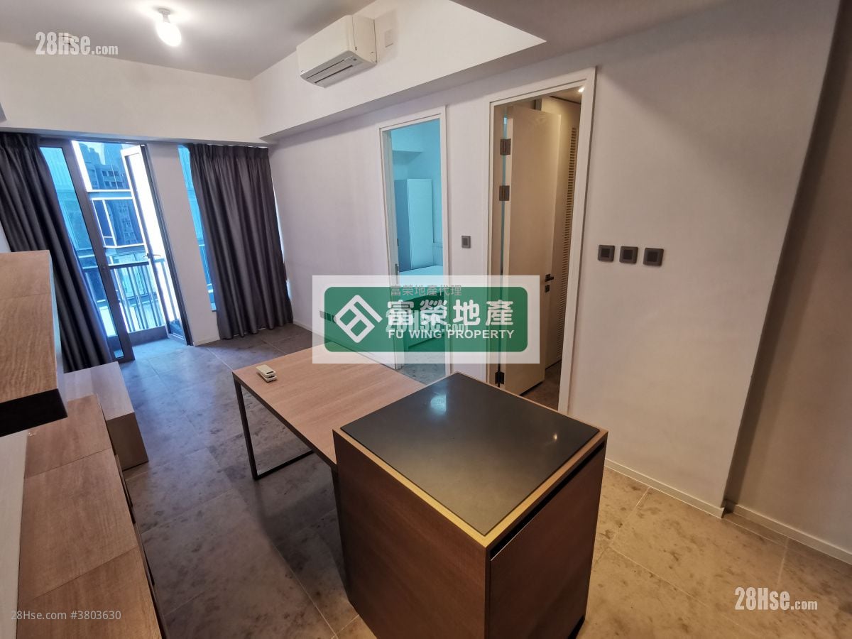 Skypark Sell 1 Bedroom , 1 Bathroom 404 ft²