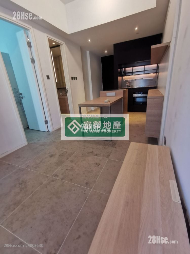 Skypark Sell 1 Bedroom , 1 Bathroom 404 ft²