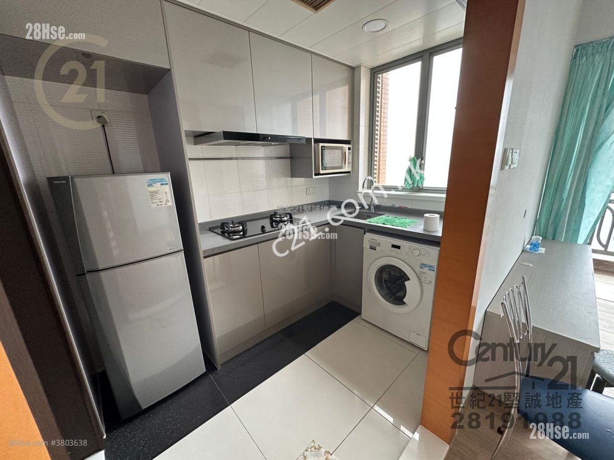 怡峰 租盘 2 房 , 2 浴室 590 平方尺