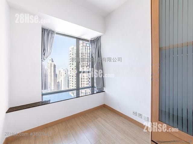 No.2 Park Road Rental 3 Bedrooms , 2 Bathrooms 848 ft²