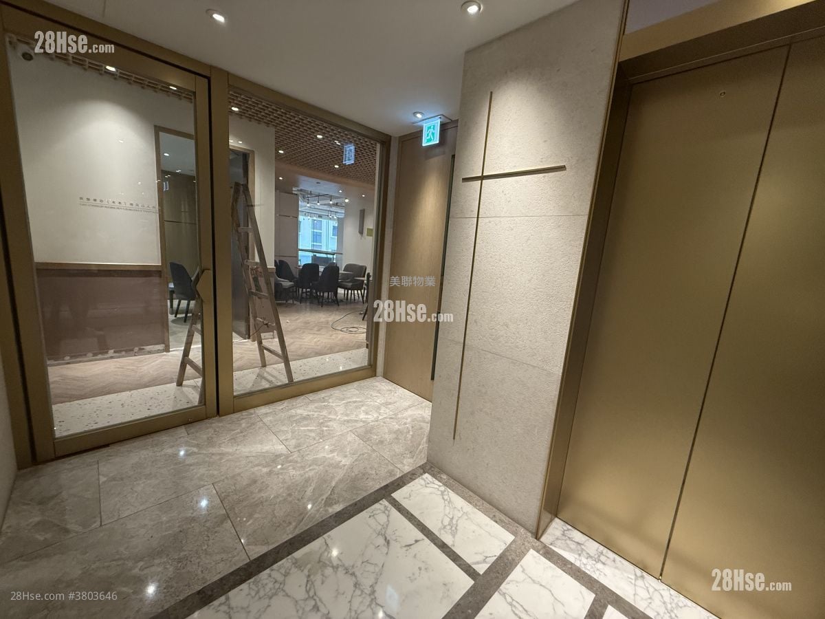 高临 租盘 3 房 , 1 浴室 569 平方尺