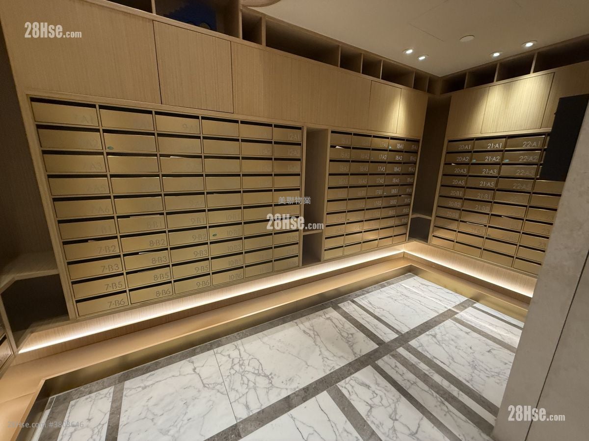 高临 租盘 3 房 , 1 浴室 569 平方尺