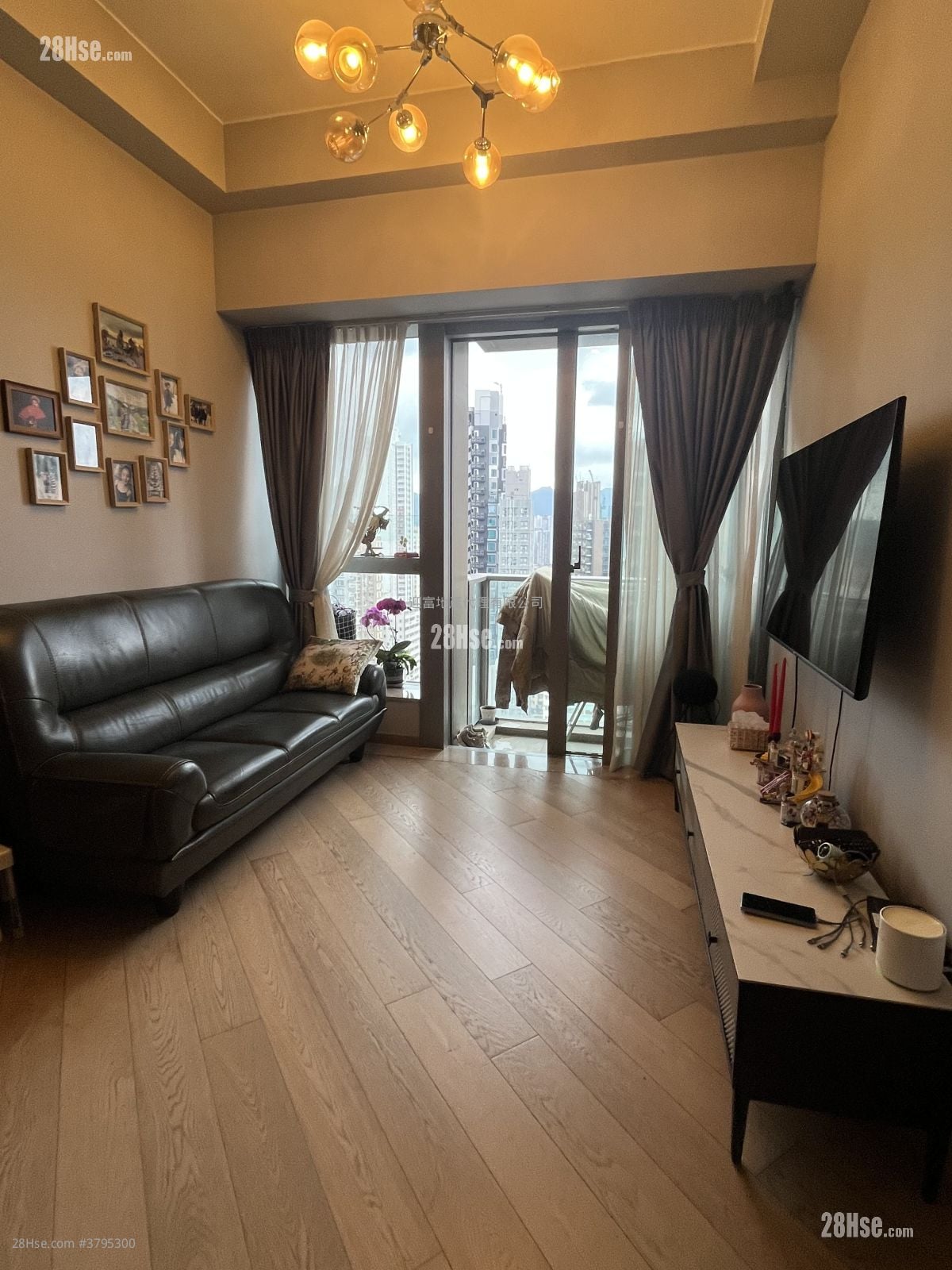 Chatham Gate Sell 3 Bedrooms , 2 Bathrooms 737 ft²