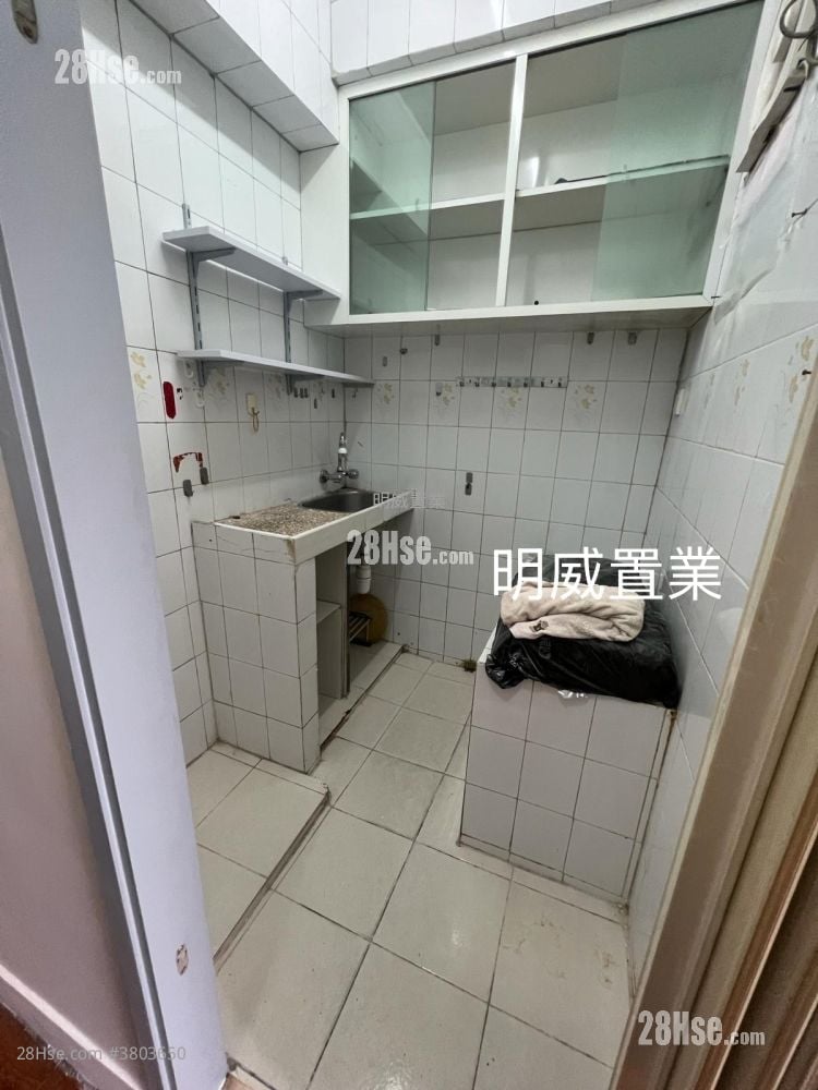 艺兴大厦 租盘 2 房 , 1 浴室 386 平方尺