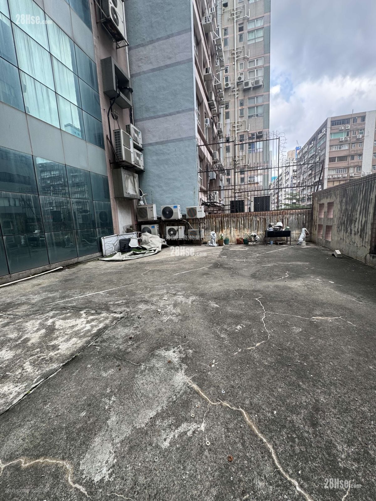 时运中心 租盘 1,196 平方尺