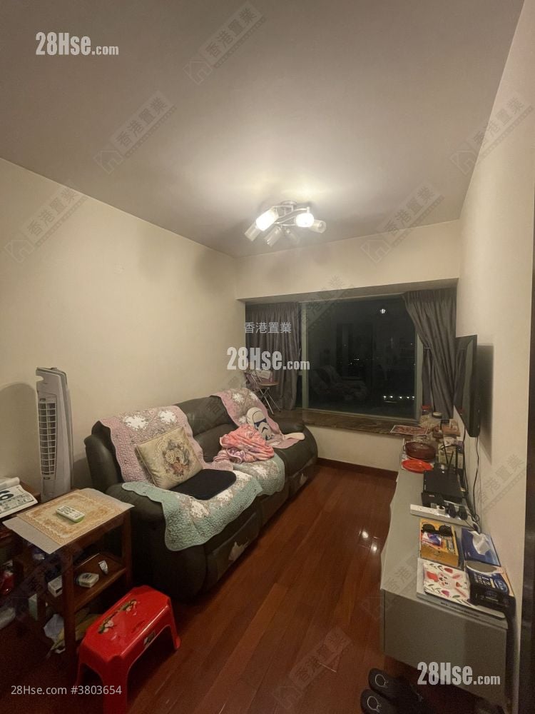 The Victoria Towers Sell 2 Bedrooms 457 ft²