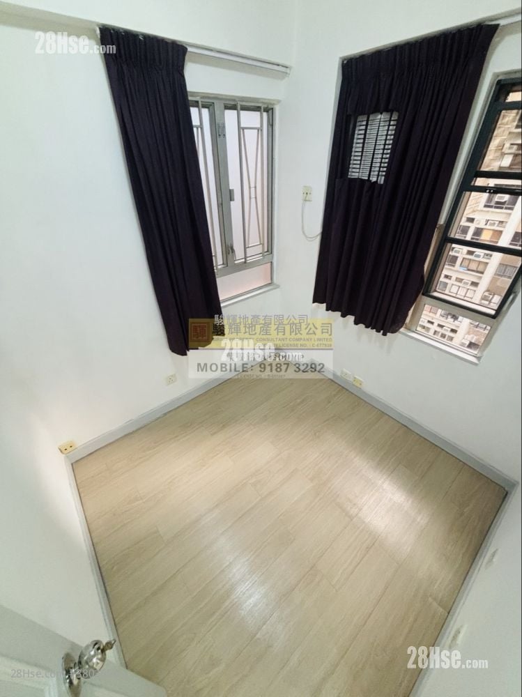 Mongkok Plaza Sell 2 Bedrooms , 1 Bathroom 333 ft²