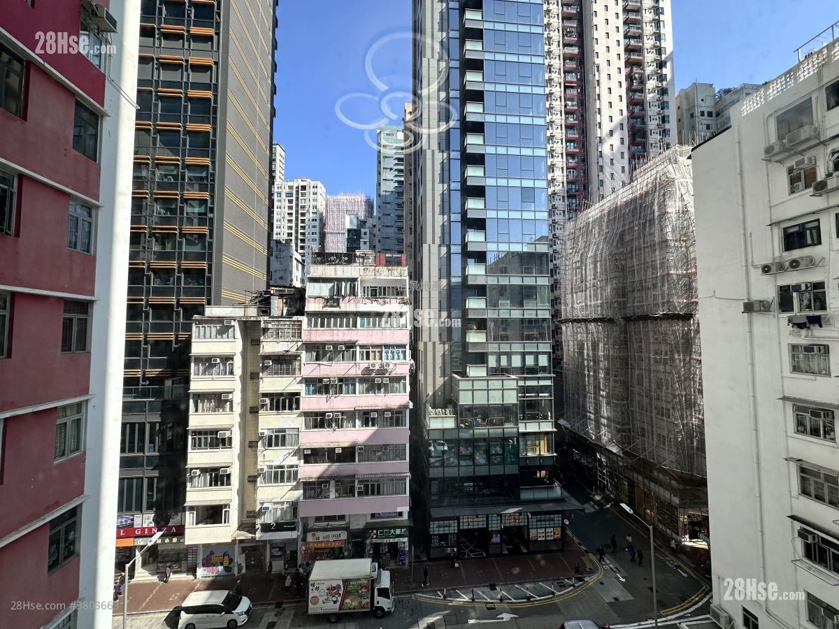 Viking Garden Sell 2 Bedrooms , 1 Bathroom 449 ft²