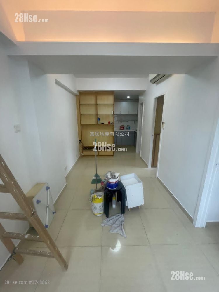 Eastland Towers Rental 3 Bedrooms , 1 Bathroom 421 ft²