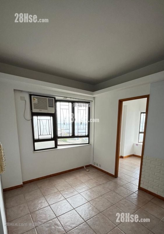 Connaught Garden Rental 2 Bedrooms , 1 Bathroom 340 ft²