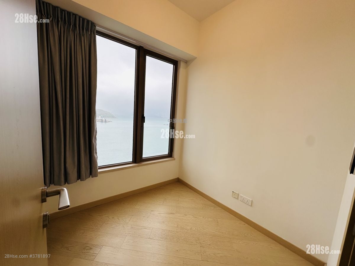 Lp10 Rental 3 Bedrooms , 2 Bathrooms 880 ft²