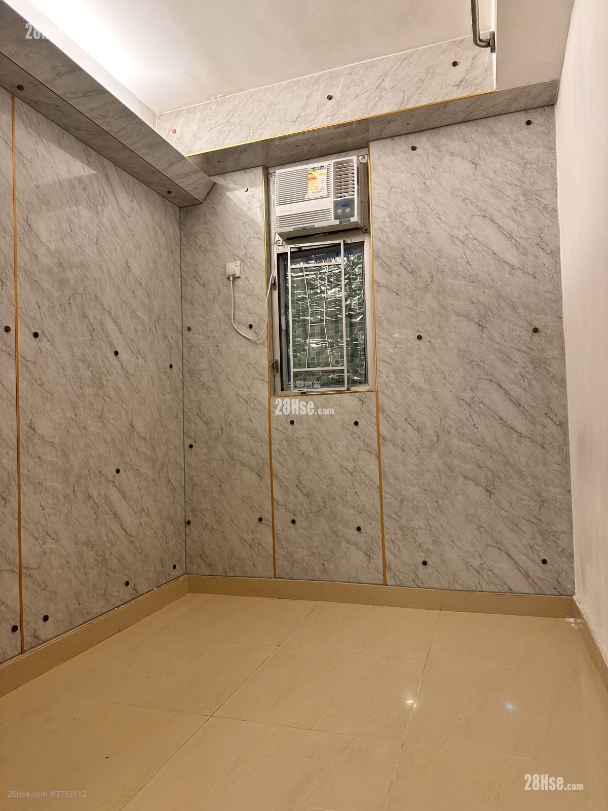 东海大厦 租盘 开放式间隔 , 1 浴室 100 平方尺