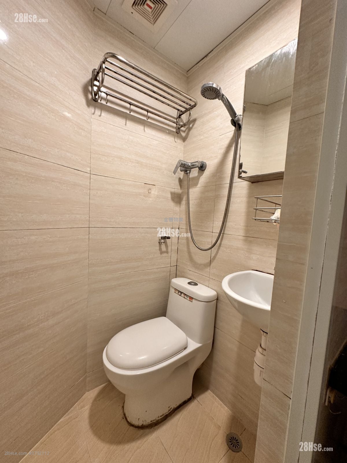 东海大厦 租盘 开放式间隔 , 1 浴室 100 平方尺