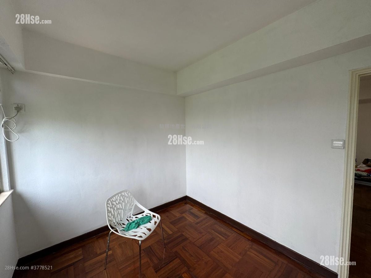 Wing Lee Mansion Sell 2 Bedrooms , 1 Bathroom 476 ft²