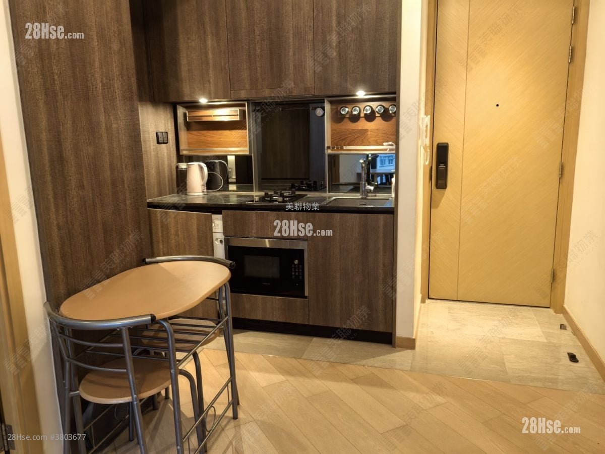 Novum West Rental 331 ft²