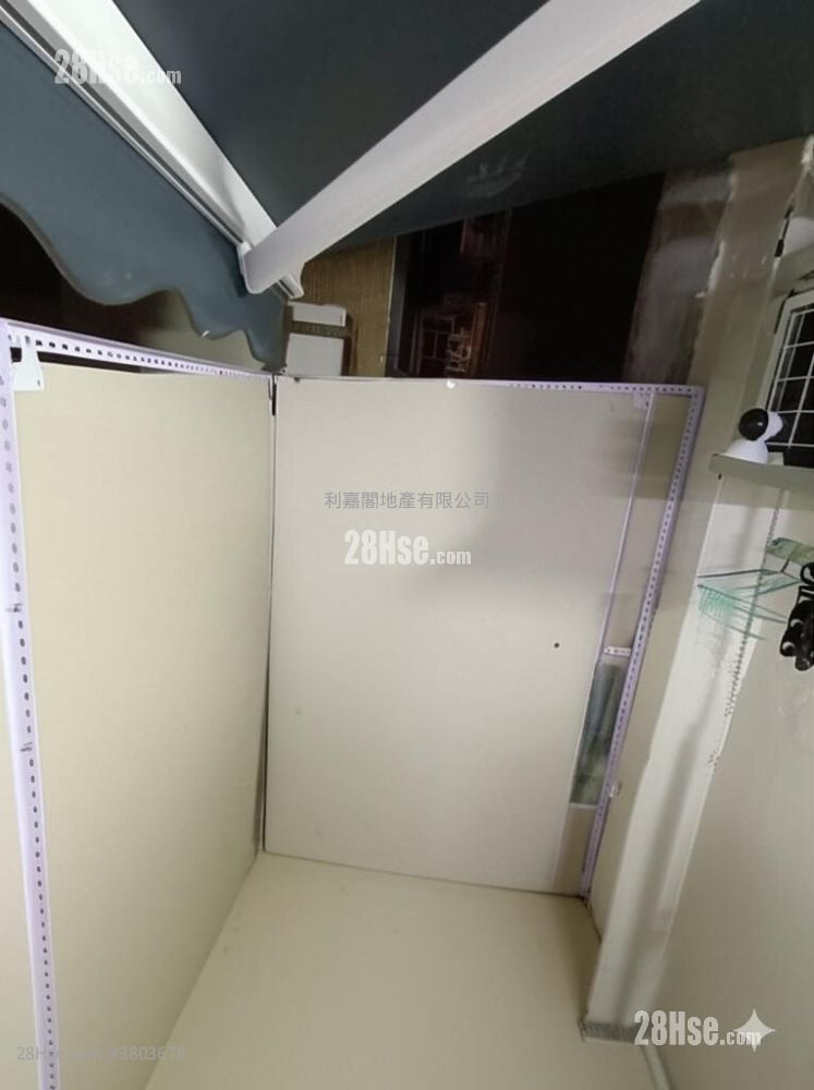 金安大廈 售盤 1 房 , 1 浴室 208 平方呎