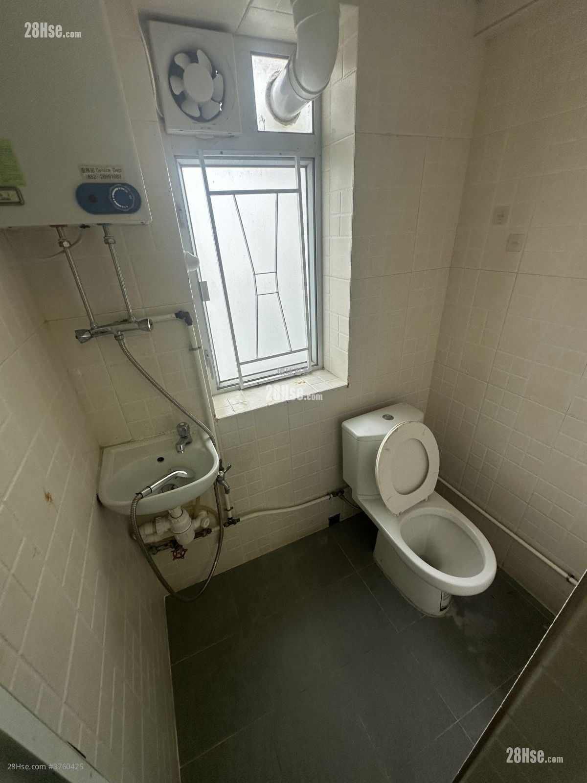 Fanling Wai Rental 2 Bedrooms , 1 Bathroom 320 ft²