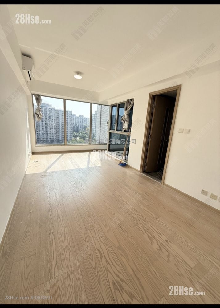 爱海颂 售盘 3 房 , 2 浴室 786 平方尺