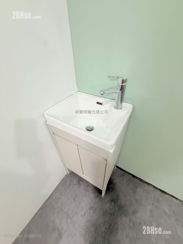 822 Lai Chi Kok Road Rental Studio 195 ft²