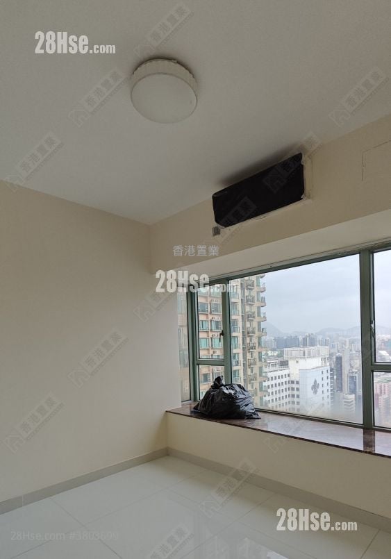 港景峰 售盘 3 房 785 平方尺