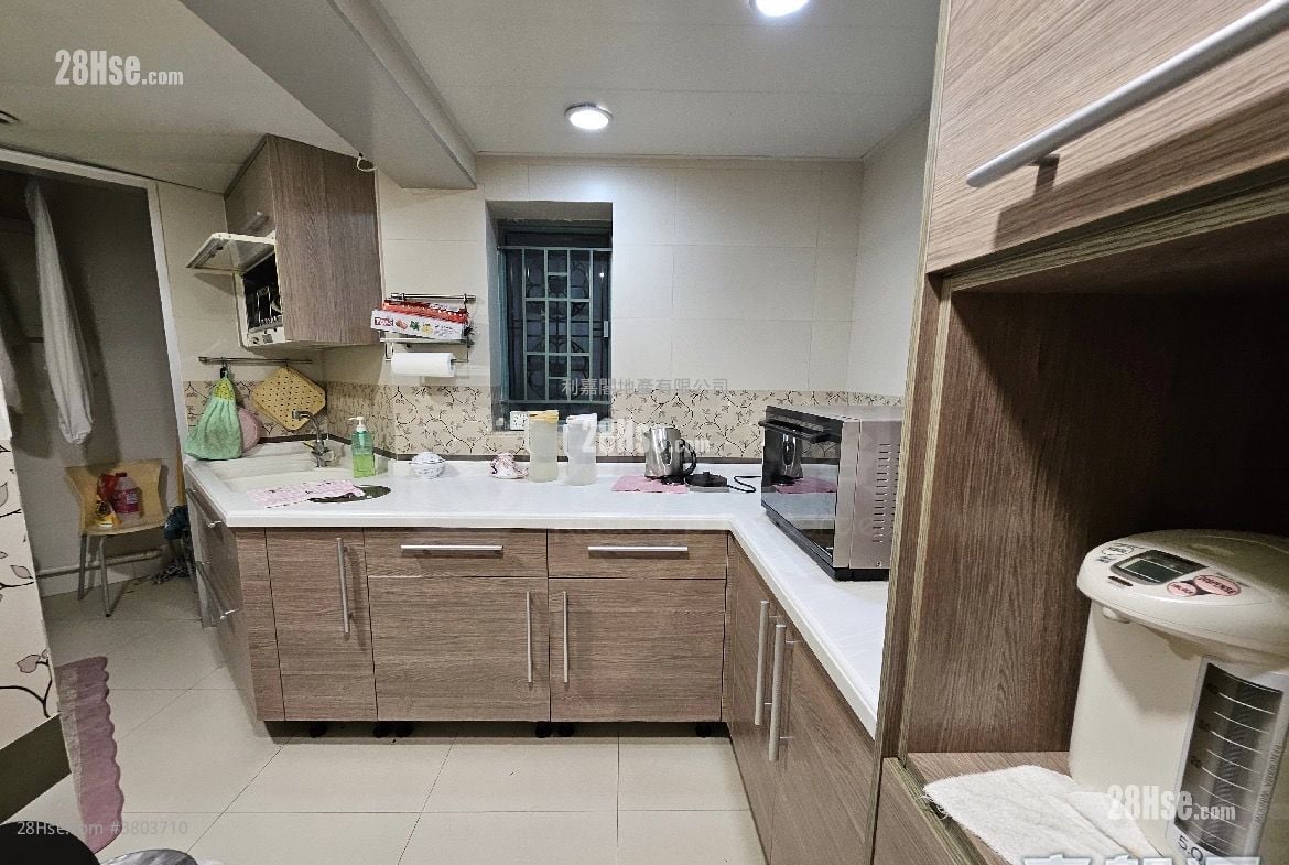 Laguna Verde Sell 3 Bedrooms 900 ft²