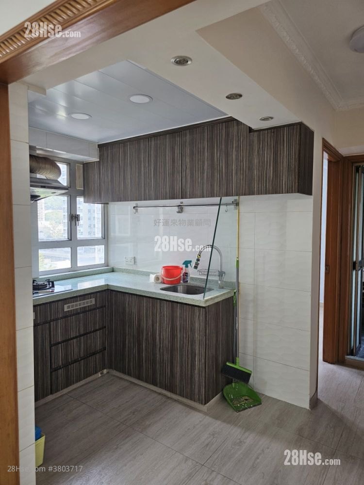 Chi Lok Fa Yuen Sell 2 Bedrooms 449 ft²