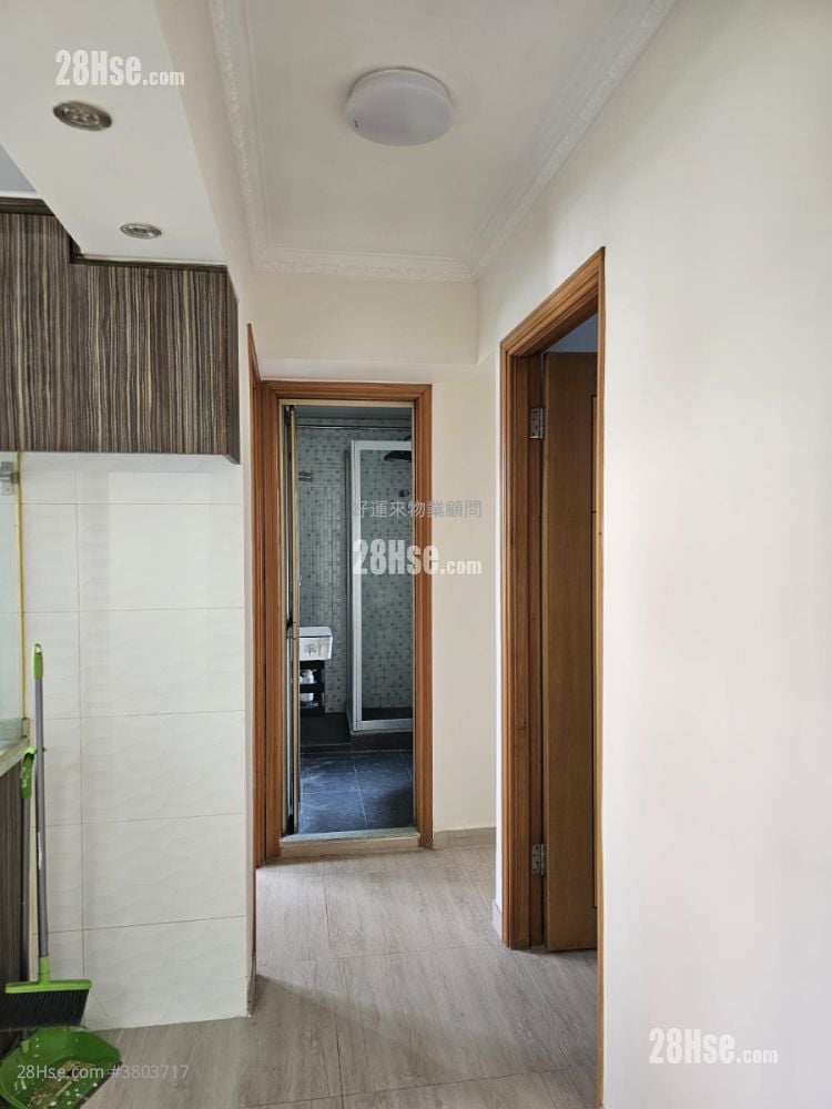 Chi Lok Fa Yuen Sell 2 Bedrooms 449 ft²
