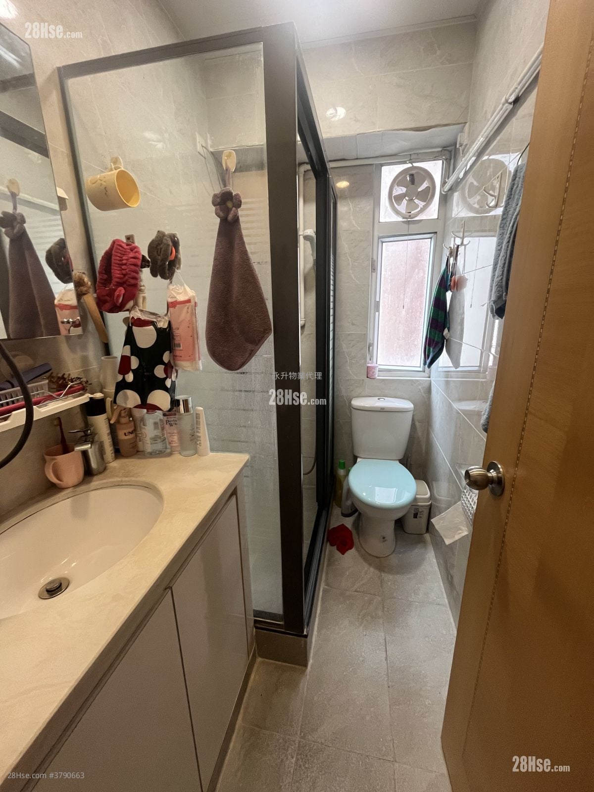 Champion House Sell 2 Bedrooms , 1 Bathroom 585 ft²