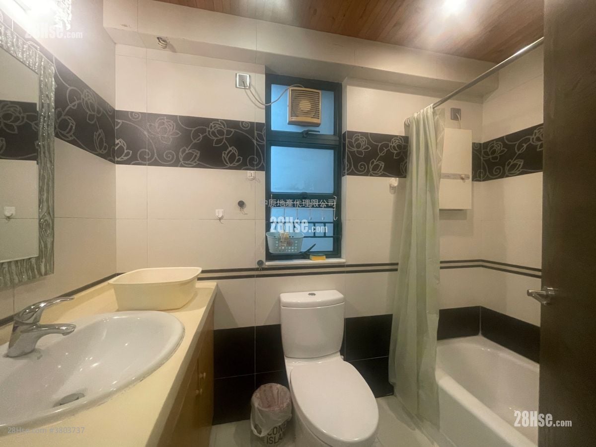 Grand Del Sol Sell 3 Bedrooms , 2 Bathrooms 739 ft²