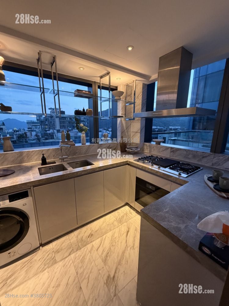 La Vetta Sell 4 Bedrooms , 4 Bathrooms 1,869 ft²