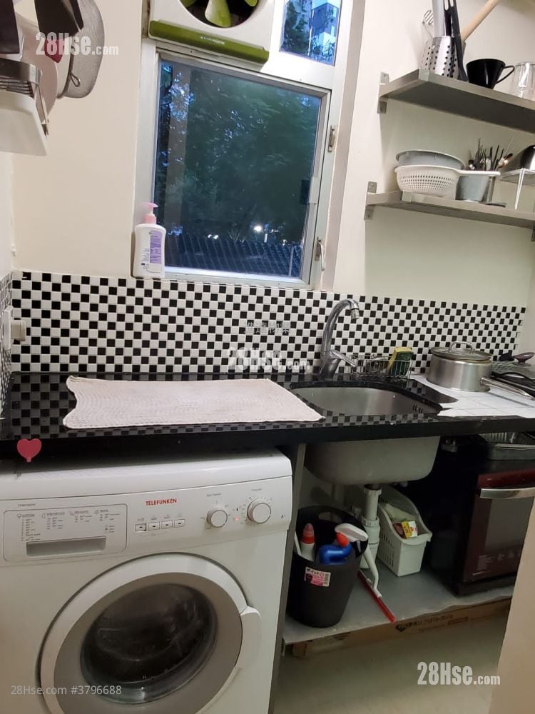 No. 60 Queen's Road West Rental 1 Bedroom , 1 Bathroom 306 ft²