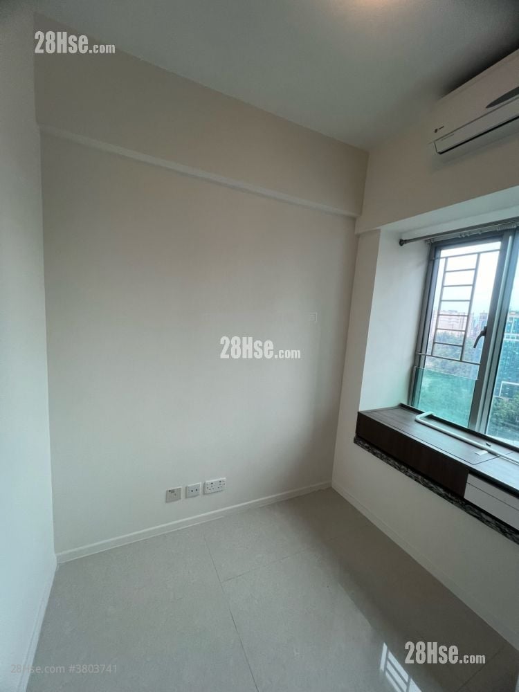 City Point Sell 3 Bedrooms 699 ft²