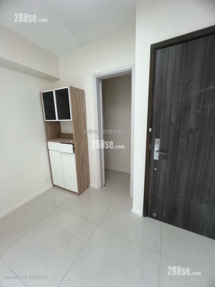 City Point Sell 3 Bedrooms 699 ft²