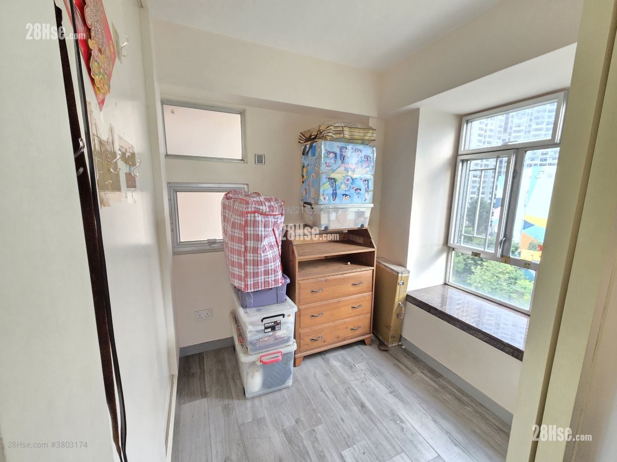 Sunshine City Sell 2 Bedrooms , 1 Bathroom 337 ft²