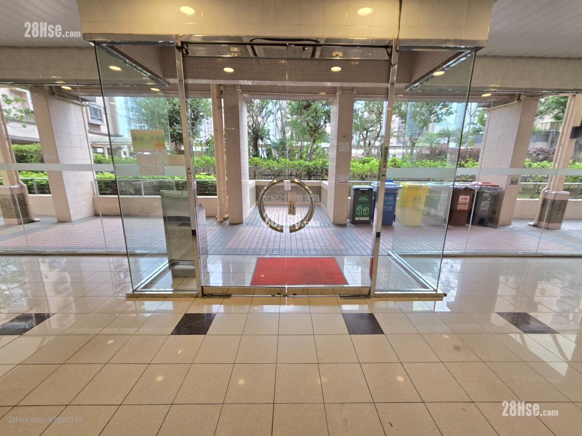 Sunshine City Sell 2 Bedrooms , 1 Bathroom 337 ft²