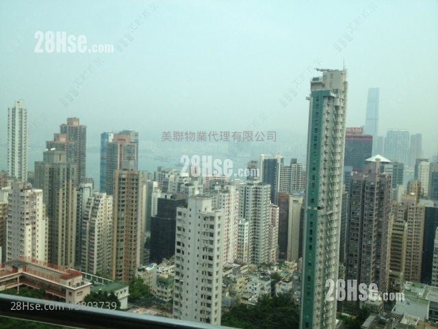 Hong Kong Garden Sell 4 Bedrooms 1,991 ft²