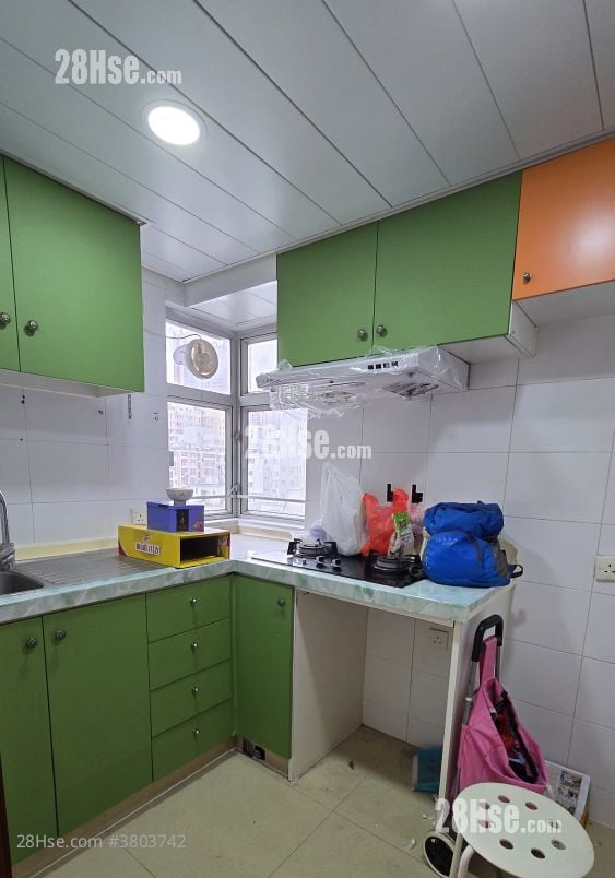 港辉豪庭 售盘 2 房 , 1 浴室 426 平方尺