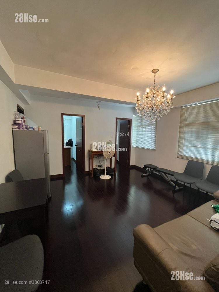 Fook Wan Mansion Sell 2 Bedrooms , 1 Bathroom 465 ft²