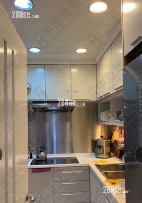 Park Avenue Sell 3 Bedrooms 775 ft²