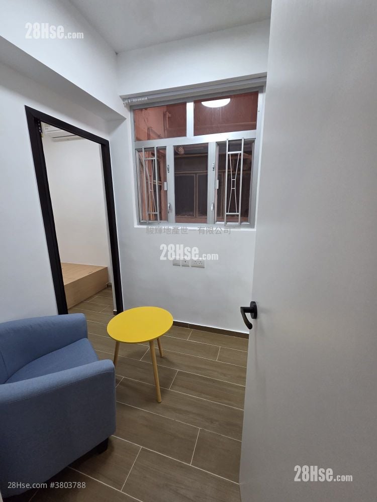 Golden Crown Court Rental 2 Bedrooms , 1 Bathroom 200 ft²