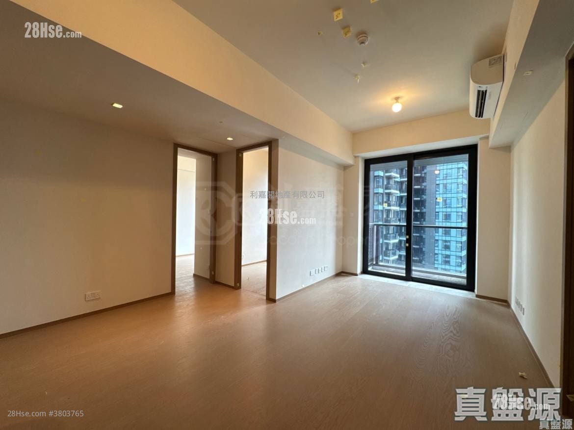 Onmantin Sell 3 Bedrooms 757 ft²