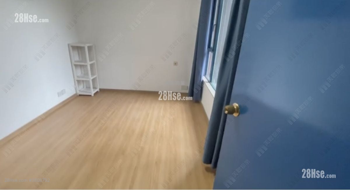 Vista Paradiso Sell 3 Bedrooms 650 ft²