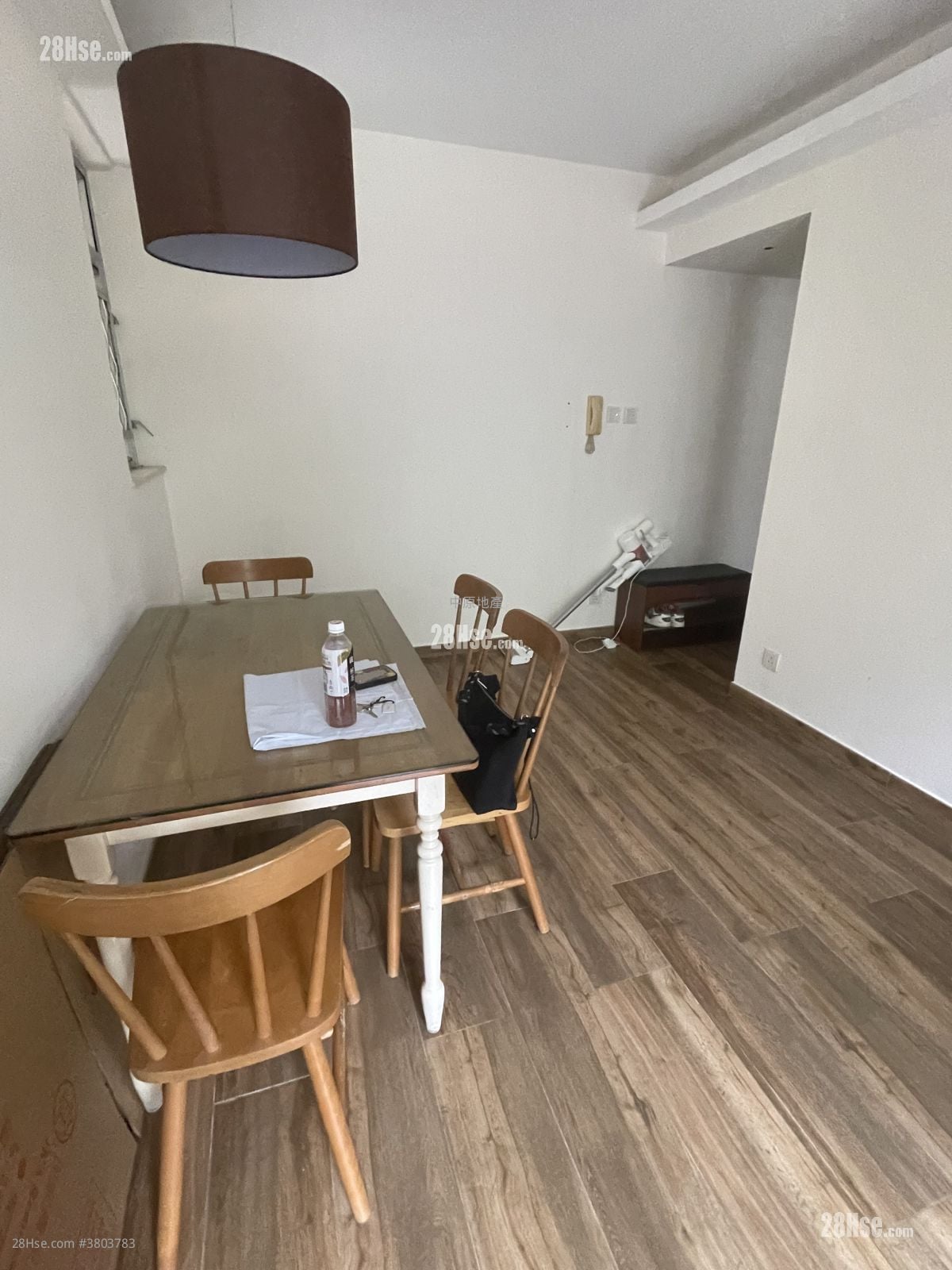 Tsz Oi Court Sell 3 Bedrooms 650 ft²