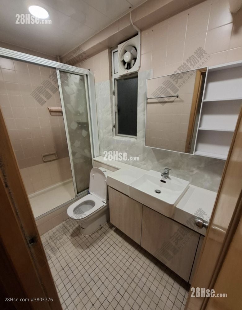 葵康苑 租盘 493 平方尺