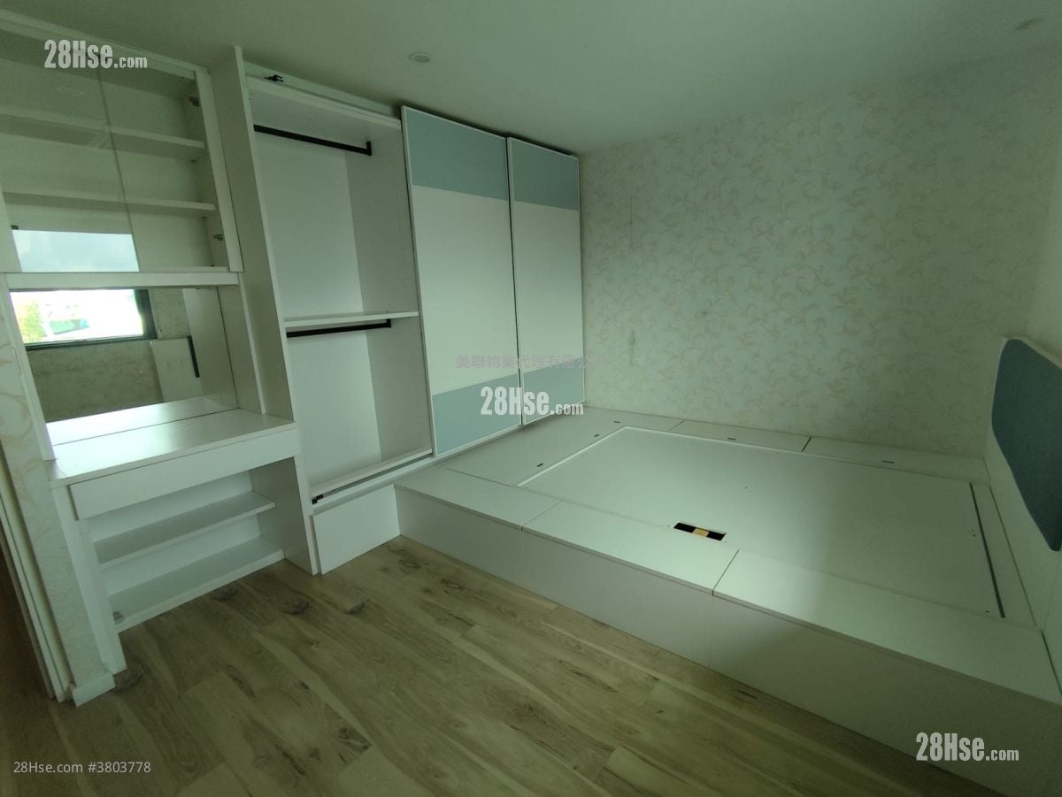 Fairview Park Sell 3 Bedrooms 1,035 ft²