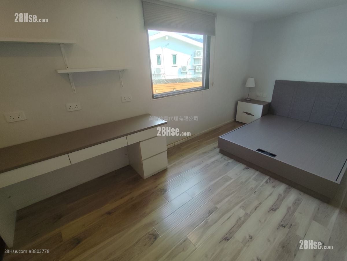 Fairview Park Sell 3 Bedrooms 1,035 ft²