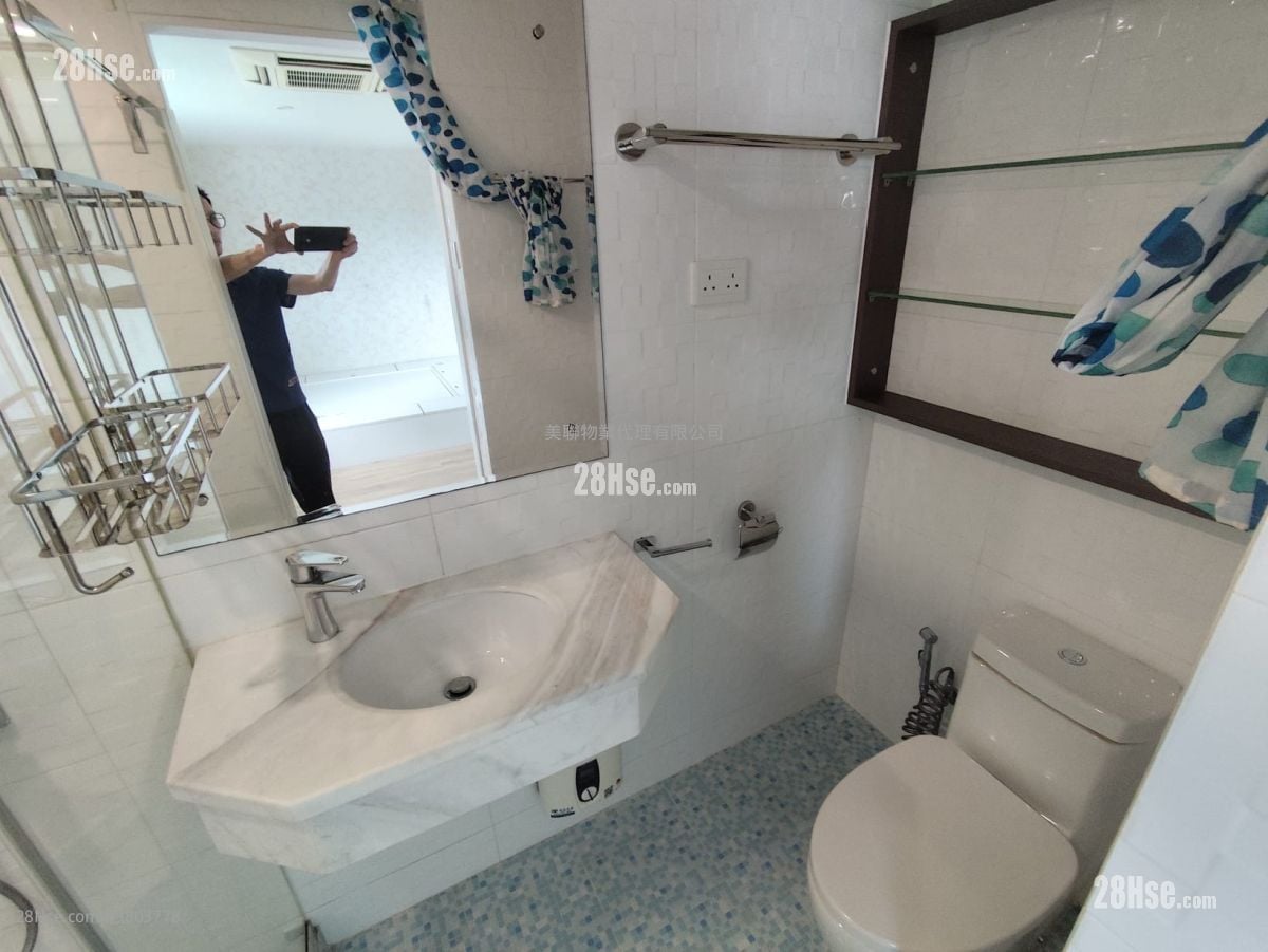 Fairview Park Sell 3 Bedrooms 1,035 ft²