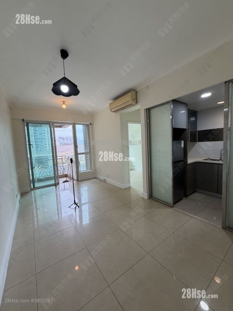 The Capitol Sell 2 Bedrooms 519 ft²