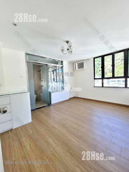 冬青阁 租盘 3 房 , 2 浴室 1,073 平方尺